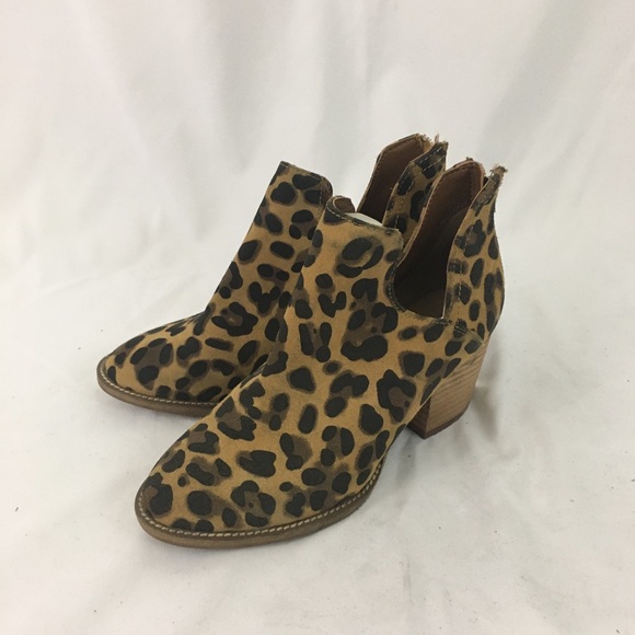 blondo leopard booties